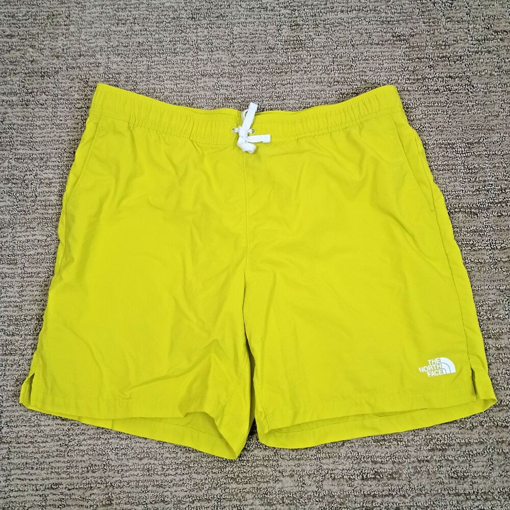 The North Face Action 2.0 Shorts Men Large 36 Sulpher Spring Green Summer Casaul